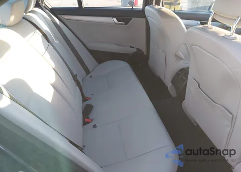 2013 Mercedes-Benz C 250 from USA, damaged, VIN WDDGF4HB4DA750002